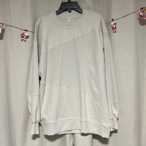 Lululemon Woman's Perfectly Oversized Crew